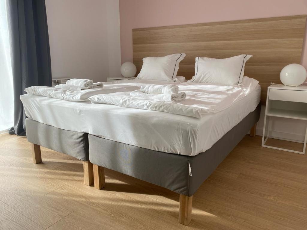 Przy Winnicy Hotel apartamentowy *